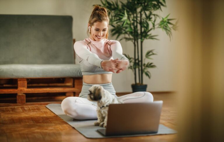 Pilates dla początkujących – poznaj odpowiedzi na ważne pytania (FAQ)