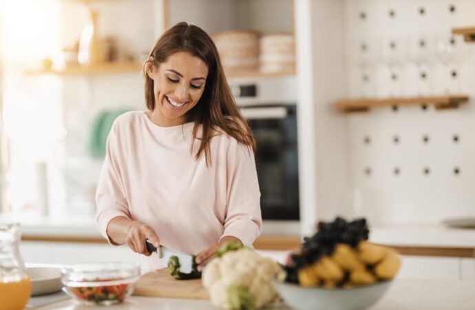 1000 pomysłów na obiad w 15 minut? Co powiesz na gotowanie bez przepisu?
