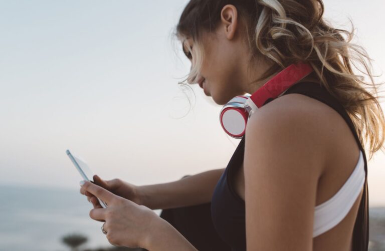 Sztuczna inteligencja w sporcie: czy AI sprawdza się w roli trenera?