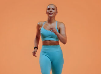 Trening cardio na spalanie tłuszczu. Ćwiczenia bez sprzętu w domu