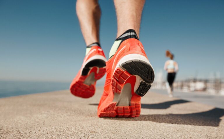 Jakie buty do biegania, na siłownię i fitness? Zobacz, co radzi podolog
