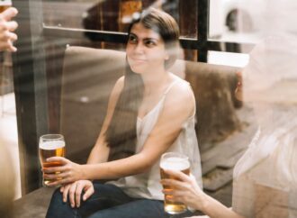 Czy piwo bezalkoholowe jest zdrowe? Poznaj odpowiedź dietetyka