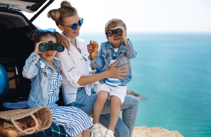 Jedzenie dla dobrostanu. Zobacz, jak jeść lekko i zdrowo na wakacjach