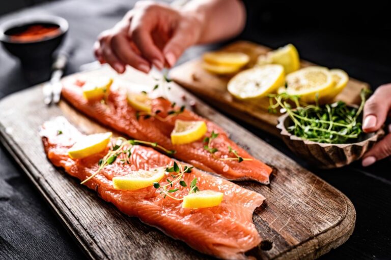 Dieta na serce i układ krążenia. Co jeść by chronić tętnice? Rady dietetyka