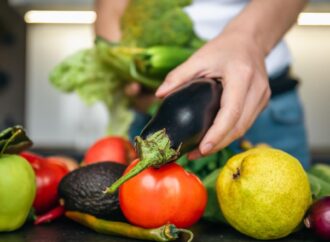 Masz Hashimoto? Zobacz, co dietetyk mówi o diecie i odchudzaniu. Co jeść?