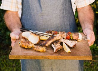 Jakie produkty niszczą jelita? Dietetyk wyjaśnia, czego nie jeść i dlaczego