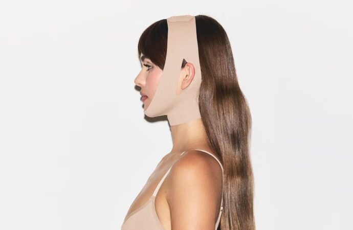 Maska SKIMS Kim Kardashian – hit czy chwilowy trend? Weźmy ją pod lupę