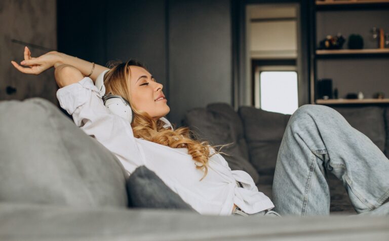 Codzienność w rytmie self-care. Jak dbamy o siebie? Raport Well Be Studio