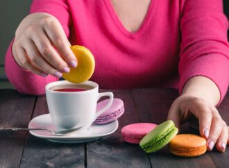 Jak przestać jeść słodycze w 30 dni? Sprawdź, co radzi dietetyk i do dzieła!