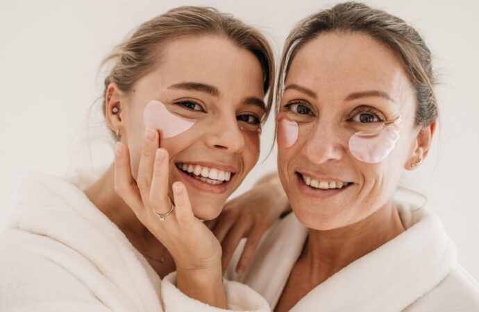 Pielęgnacja, wellness, marki beauty. Jak dbamy o siebie? Raport Well Be Studio