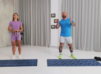 Trening pośladków bez przysiadów – wzmocnij nogi i pupę z Kasią Bigos