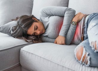 Chore jelita. Objawy, o których nikt nie mówi. Rady dietetyka